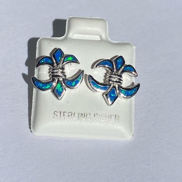 ✨NEW✨ 925 sterling silver Fleur De Lis opal earrings⚜️ - Picture 4 of 11